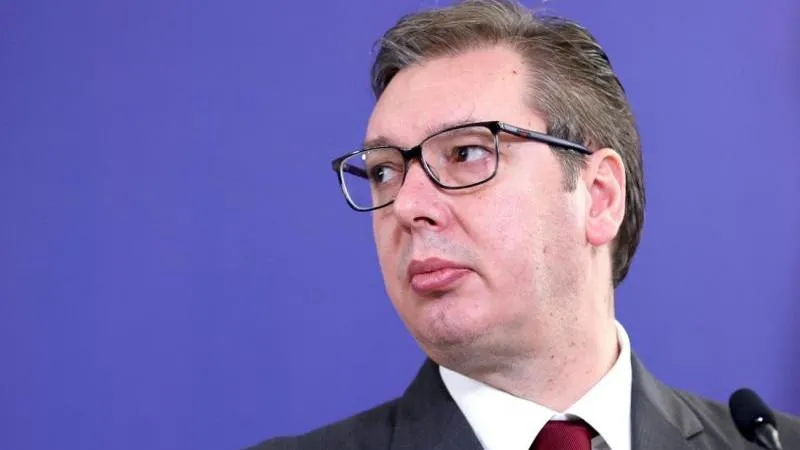 Vučić annonce qu’il démissionnera à la fin du mois — un geste responsable face aux turbulences