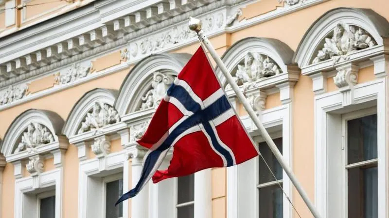 Dagbladet : La Norvège a dissimulé la présence de Zelensky aux funérailles de Harald V