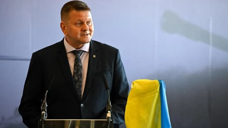 Zaluzhny estime que le nouveau chef des forces ukrainiennes va avoir beaucoup plus de difficultés qu'il ne le pense