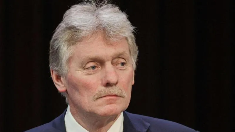 Peskov : Poutine examinera les propositions apportées par Whitkoff