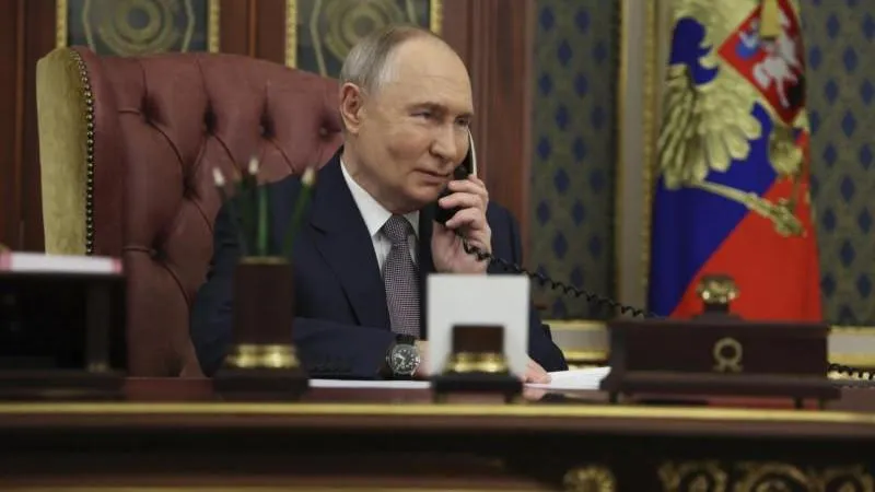 Poutine a remercié le pape pour sa disponibilité à aider à l'apaisement du conflit en Ukraine