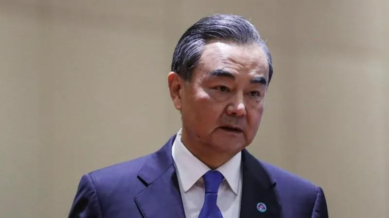 Wang Yi affirme que la Chine continuera d’appuyer sans faille la Biélorussie