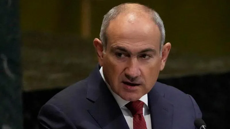 Pashinyan affirme avoir évoqué avec Aliyev un échange de territoires