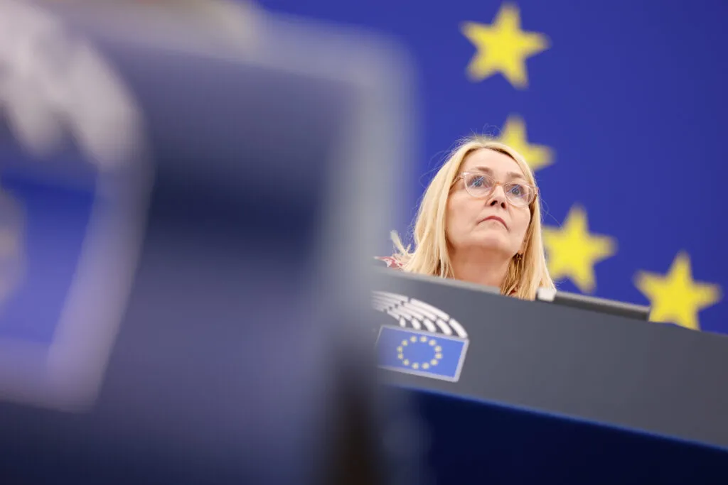 Les socialistes réclament une loi européenne contre les deepfakes