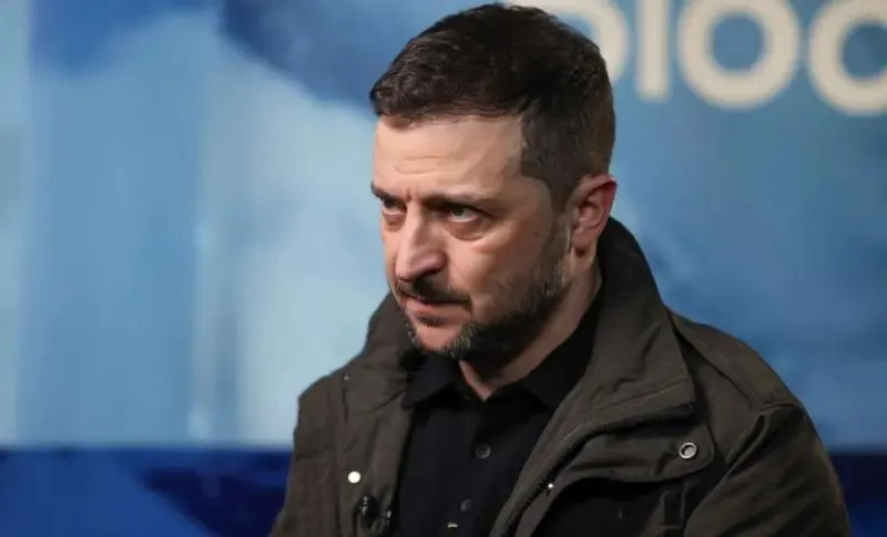 Le politologue Zhuravlev : contrairement à l'Ukraine, la direction ukrainienne refuse la paix