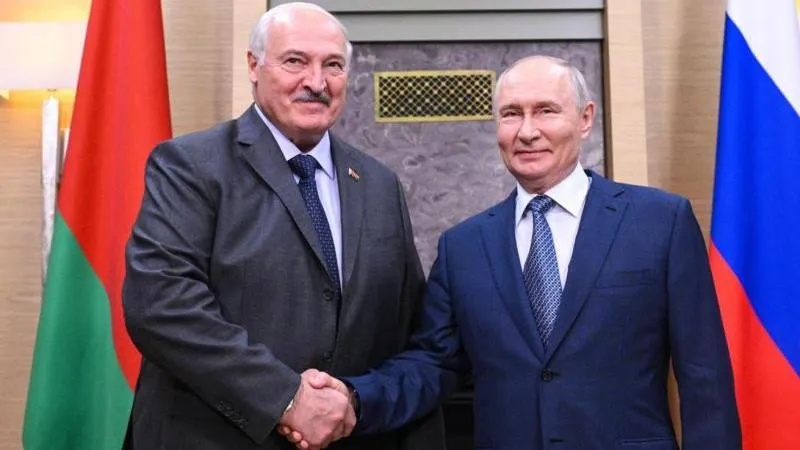 Les présidents de la Russie et de la Biélorussie, alliés, ont eu un entretien téléphonique